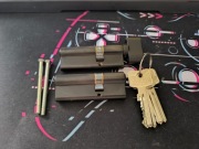 Wkładki do drzwi 30/50 + 50/30g czarne