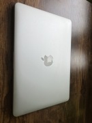 Sprzedam laptop Apple MacBook Pro 13 Retina – i5 / 8 GB RAM / SSD
