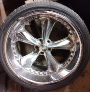 Felgi 285/35 R22