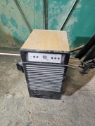 Pochłaniacz wilgoci EBERG model EPD 50