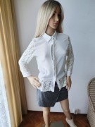 Elegancka koszula koronkowa biała z ozdobnym zamkiem Jenny Pronto Moda S 