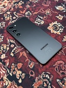 Samsung Galaxy S23 8/256GB - zestaw z ładowarką - zbity/do naprawy