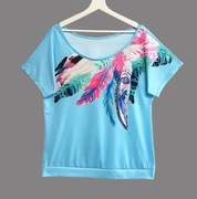 Damska bluzka błękitna z krótkim rękawem z piórami uniwersalna