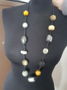 Korale, naszyjnik Promod drewno 