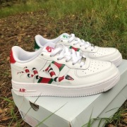 Custom Nike Air Force I roz. 38