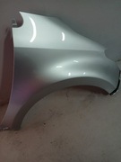 Prawy błotnik Toyota Yaris 23 rok kolor srebrny