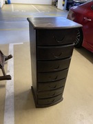 Komoda kolonialna z ciemnego drewna 