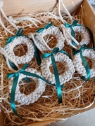 Zestaw BOX ozdoby świąteczne zawieszki na choinkę makrama 6 sztuk