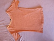 Prążkowana różowa koszulka 