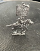 Stary metalowy żołnierzyk z lat 50-60