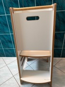 Kitchen helper tupiwood 