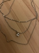 NASZYJNIK ŁAŃCUSZEK SHEIN POTRÓJNY ŁĄCZONY kolor srebrny 44 cm