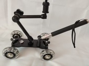 Statyw mini na kółkach ręczny