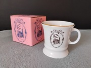 Kolekcjonerski kubek na czekoladę marki Manner. 