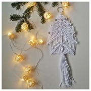 Zawieszka, choinka z koralikami, makrama