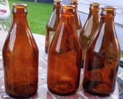 Butelka po Piwe PRL "beczułka, granat" 