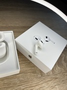 Lewa Stuchawka Airpods A2564