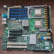 Płyta głowna serwera