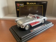 Burago 1:24 Chevrolett Corvette z pudełkiem kolekcjonerski