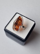 Srebrny pierścionek z prawdziwym bursztynem pr 925