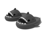 Klapki rekinki (shark)