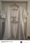 Śliczny T-shirt damski 
