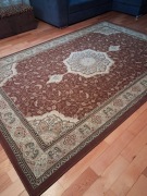 Dywan używany 2m x 3m w bardzo dobrym stanie