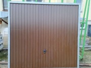 Brama garażowa UCHYLNA KOMFORT firmy Wiśniowski z ekspozycji