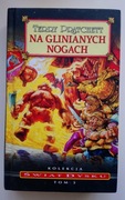 Terry Pratchett Na glinianych nogach
