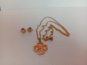 Celebrytka z zawieszką koniczynki oraz kolczyki w komplecie 