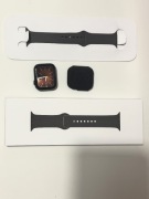 Apple Watch Series 5 (GPS + Cellular) ze stali nierdzewnej
