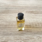 Chanel No 5 miniaturka kolekcjonerska - 4ml edt Stara Wersja