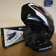 Shoei Neotec II plus dedykowany interkom SENA
