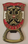 Magnes na lodówkę metalowy otwieracz Austria Wiedeń(43) 