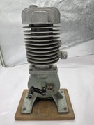 Model edukacyjny silnika spalinowego dwusuwowego