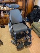 Wózek inwalidzki Vermeiren V300 30° Komfort - jak nowy