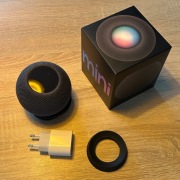 Apple HomePod Mini czarny / Space grey + Podstawka Spigen