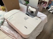 Projektor ultra krotkoogniskowy nec np-u310w hdmi