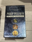 His Dark Materials 3-Book Tr Box Set zestaw