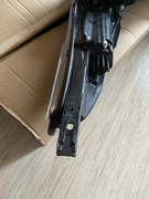 Toyota CHR lampa przód full led skrętna GR sport