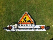 Belka sygnalizacyjna uwaga roboty drogowe