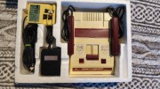 Famicom Nintendo przerobiony na AV w pełni sprawna