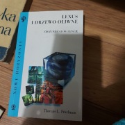 Lexus i drzewo oliwne 