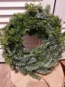 Wianek z jodły nobillis 35 cm