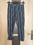 537. Granatowe damskie legginsy w paski rozmiar S