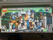 Lego Minecraft 21147 PRZYGODY NA SKALE MACIERZYSTEJ