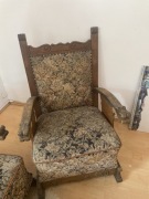 Stare fotele na sprężynach 