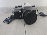 Aparat analogowy praktica z obiektywem 