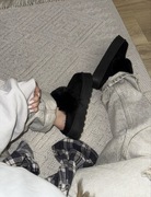 Klapki czarne z futerkiem śniegowce