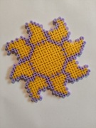 Słońce z Roszpunki z koralików do prasowania żółty